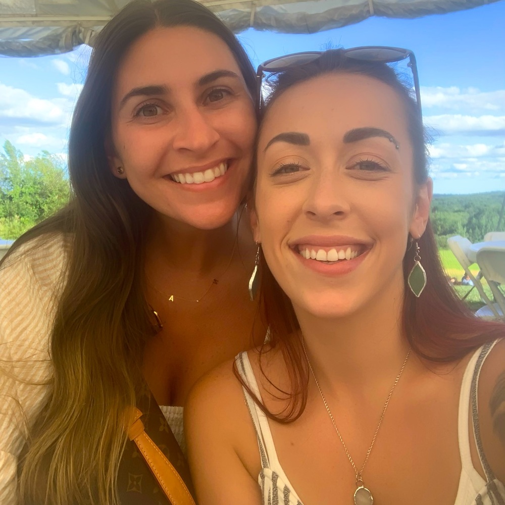 Meet your Posher, Elishka